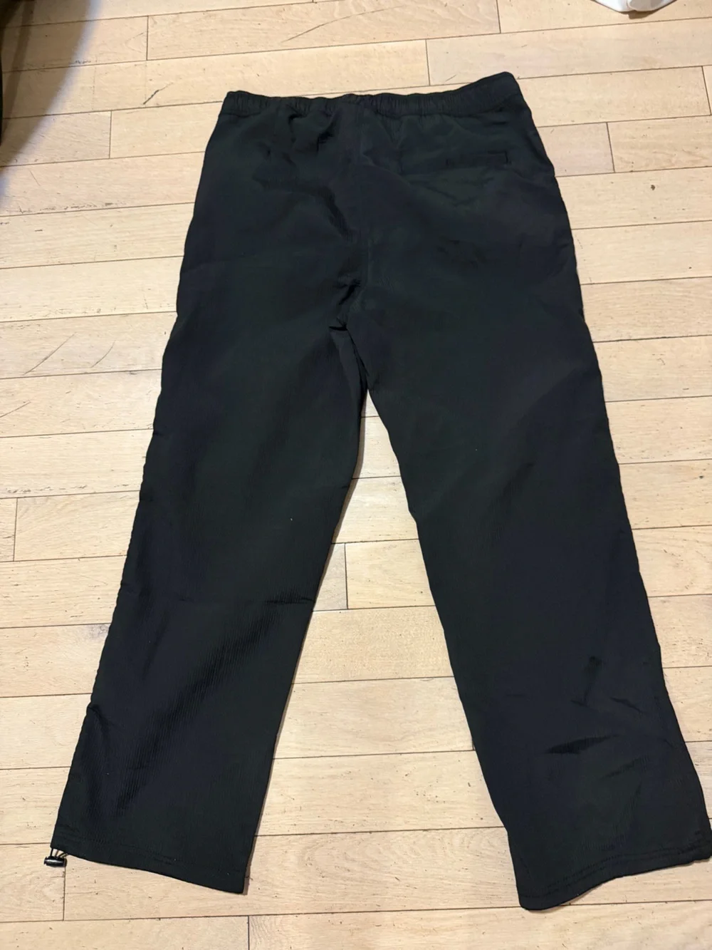 Saint Studio’s Men's Black Drawstring Cargo Joggers Sz. Large